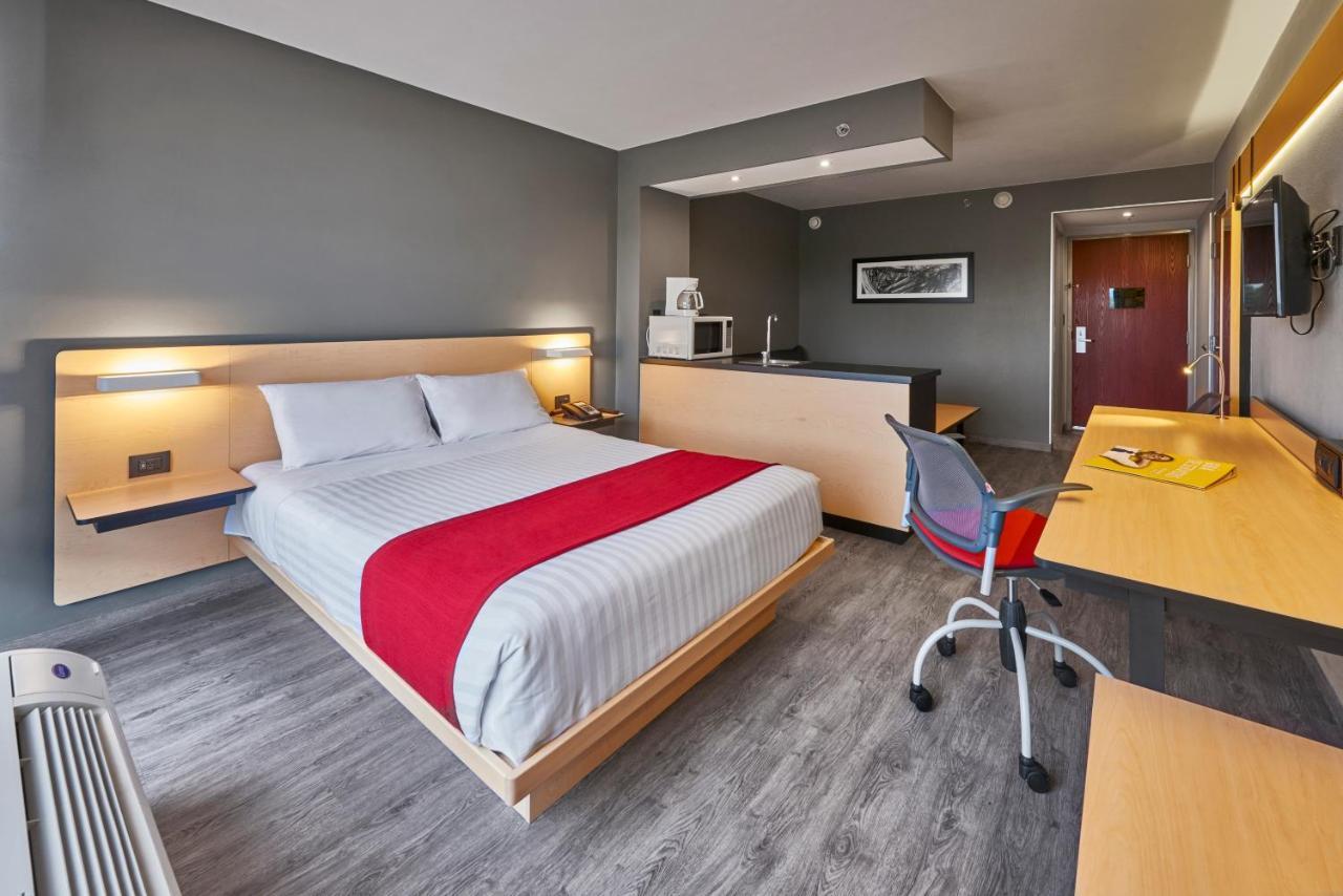 Superior Queen Room with Sofa Bed